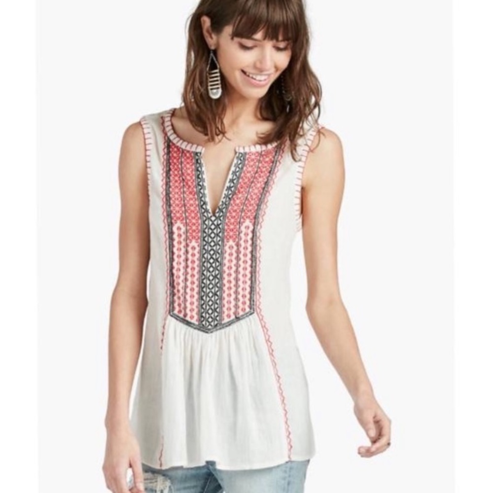 🆕 Lucky Brand Embroidered Bib Blouse. Soft Fabric: 100% Rayon.
